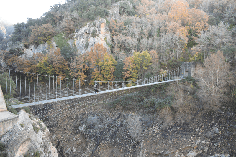 Puente colgante del congost de montrebei
