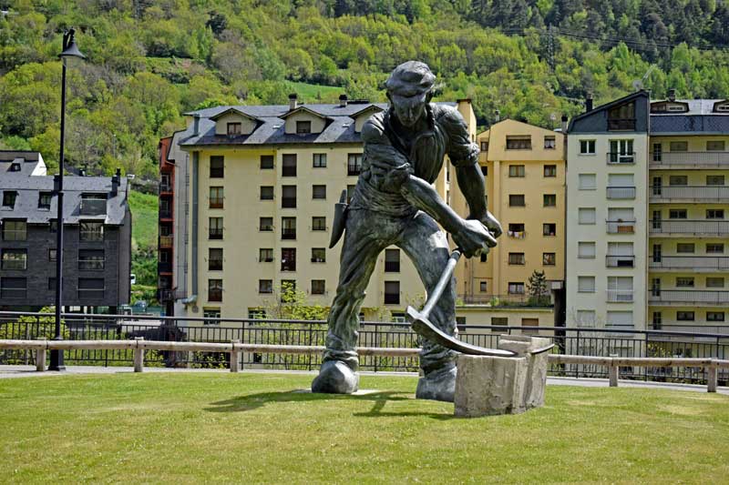 Escultura de un labrador